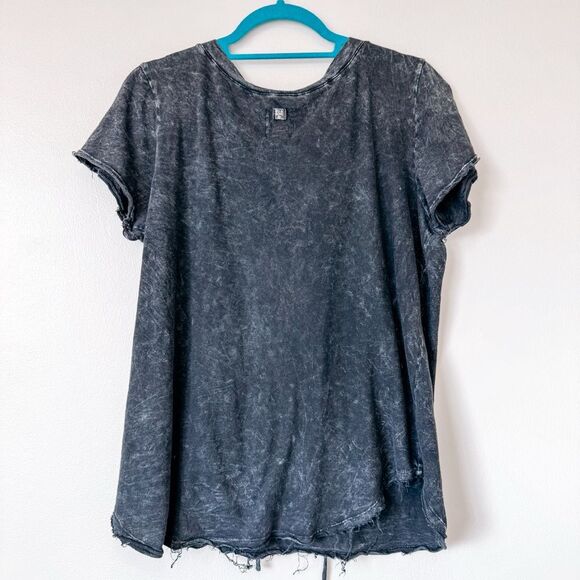 Billabong Short Sleeve Grey Lace Front Tee Size Large - Picture 5 of 6